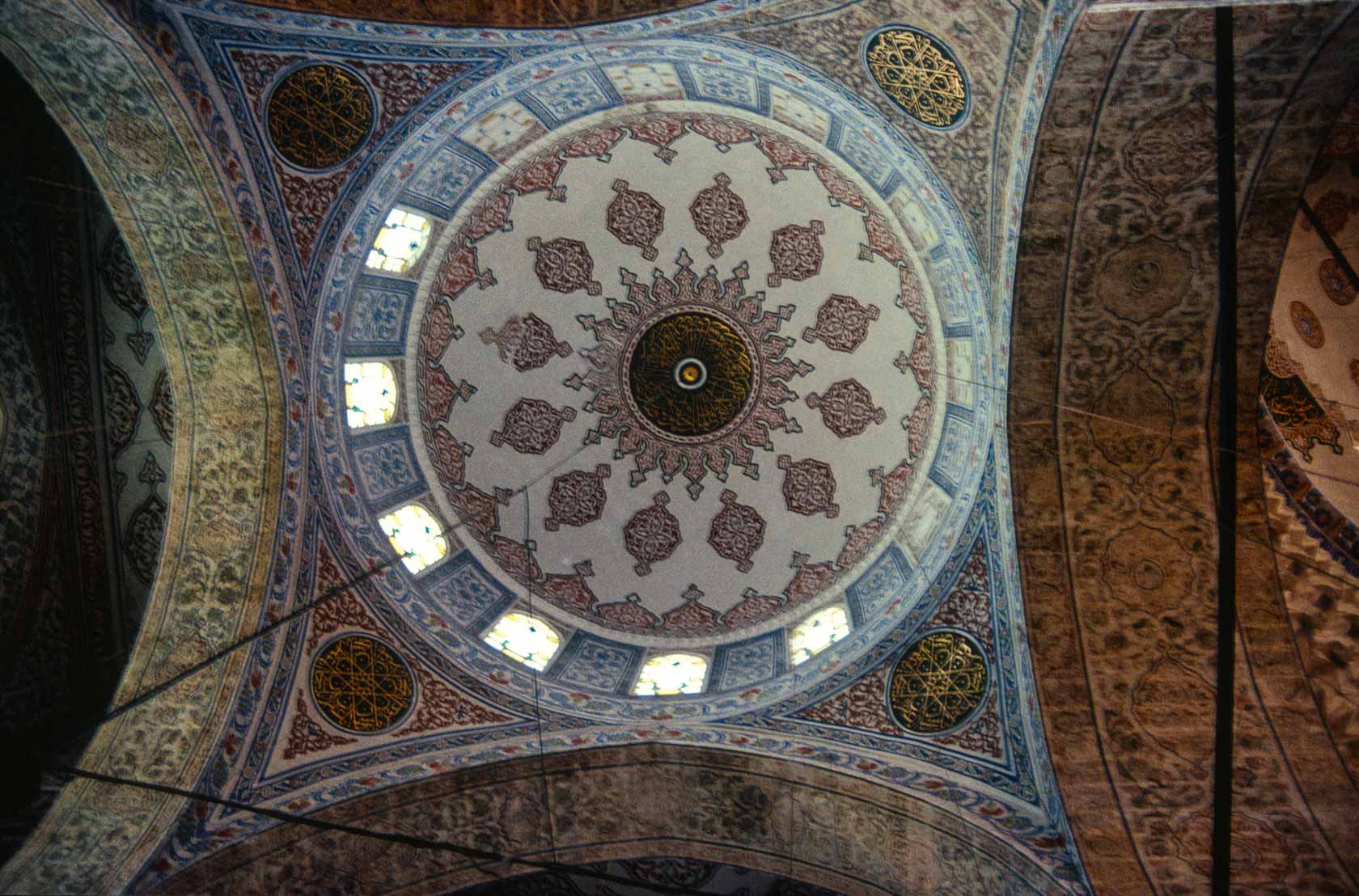 <span style="font-family: Verdana; font-size: 16px; color:">Blauwe moskee</span>