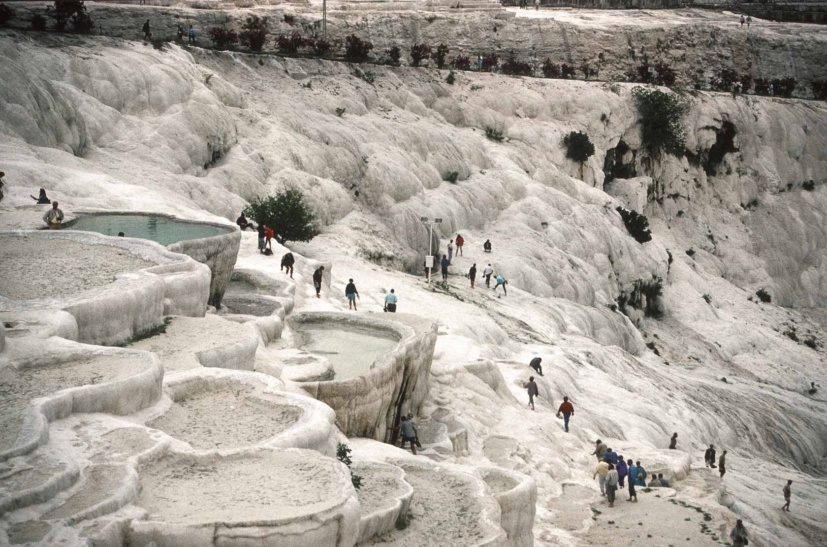 <span style="font-family: Verdana; font-size: 16px; color:">Kalkterrassen, Pamukkale</span>