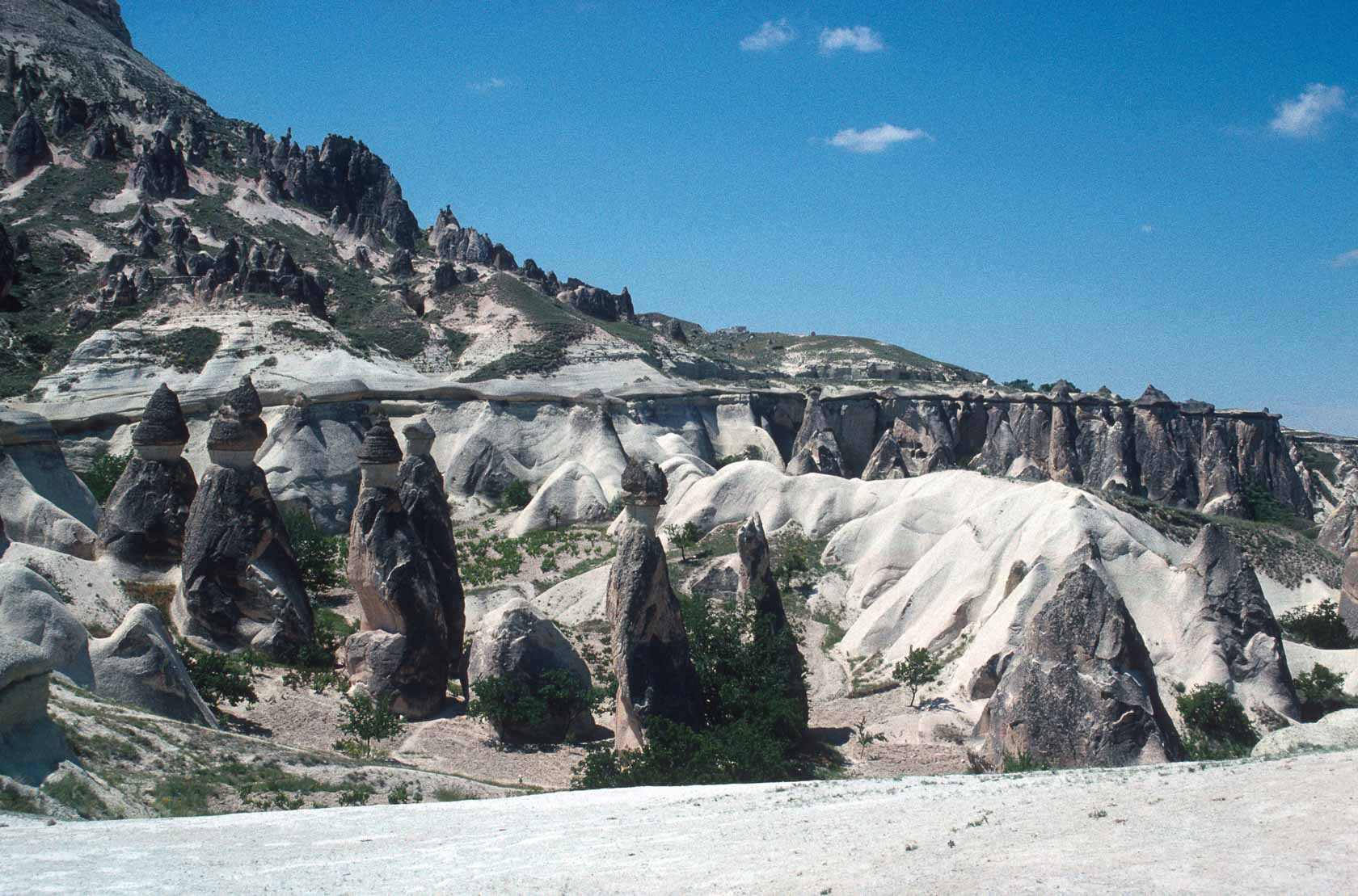 <span style="font-family: Verdana; font-size: 16px; color:">Cappadocië</span>