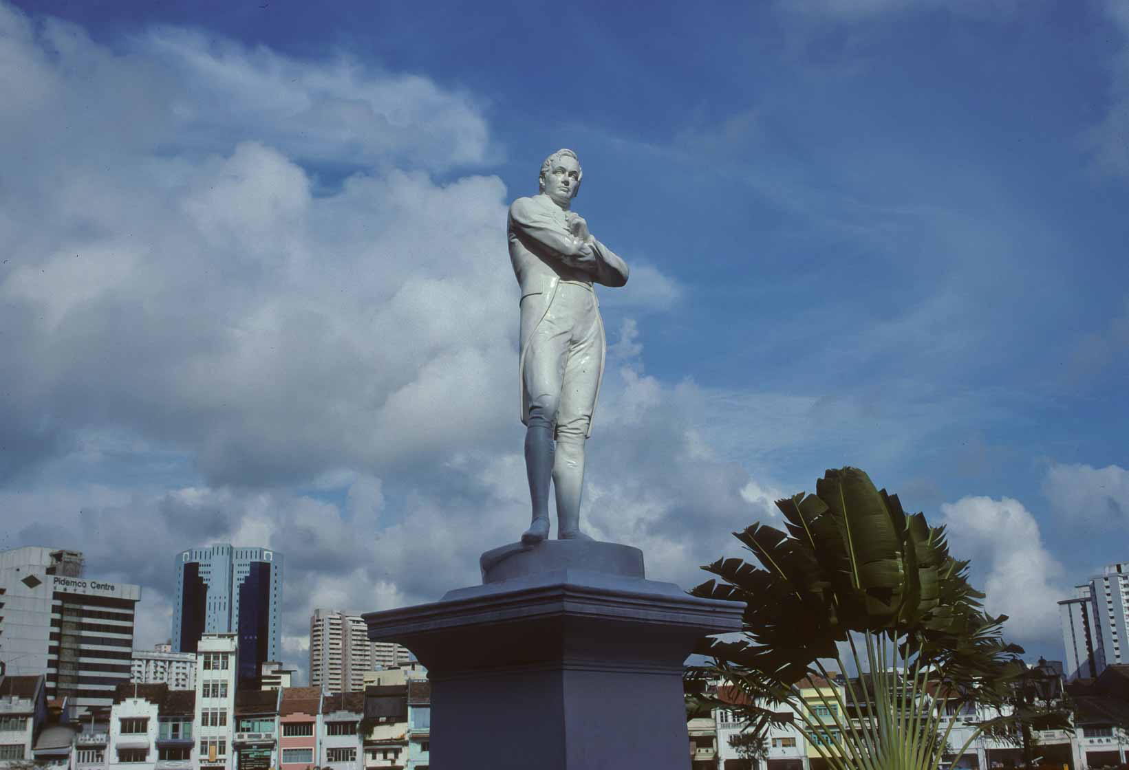 <span style="font-family: Verdana; font-size: 16px; color:">Sir Thomas Stamford Raffles, stichter van Singapore</span>