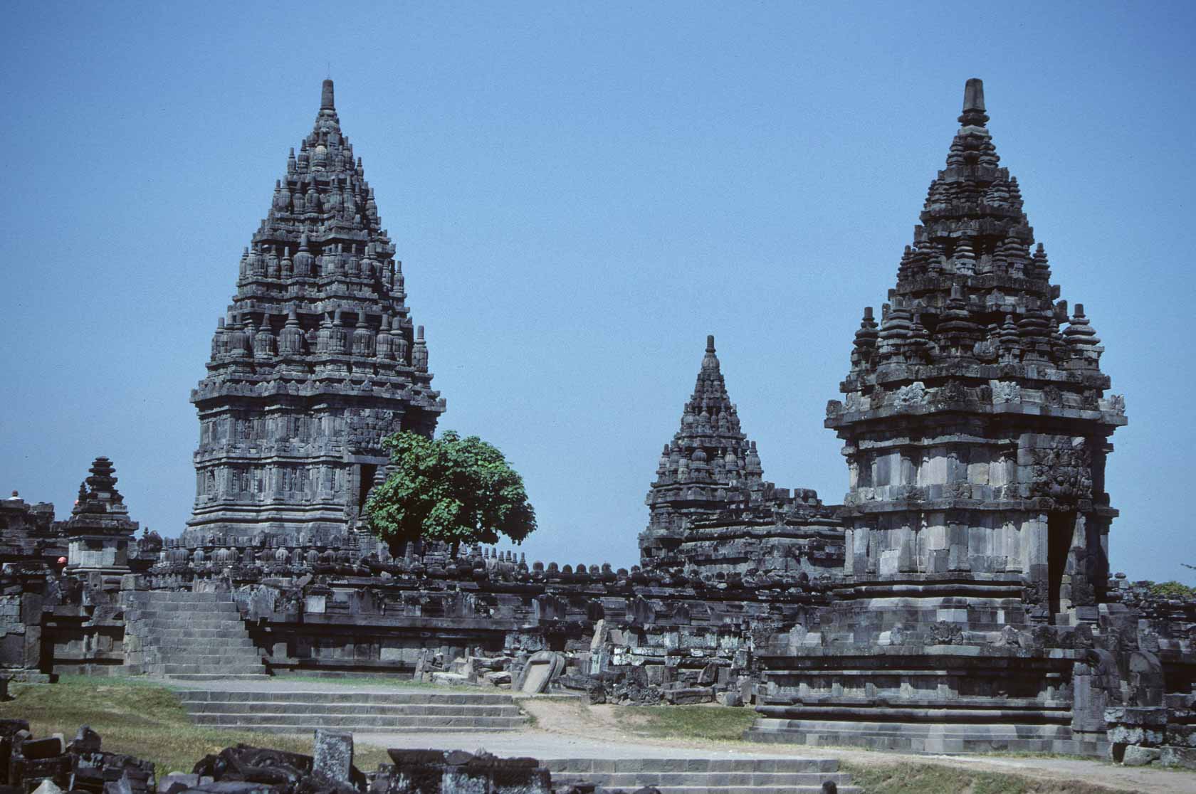 <span style="font-family: Verdana; font-size: 16px; color: ">Prambanan, hindoe tempel bij Jogjakarta</span>