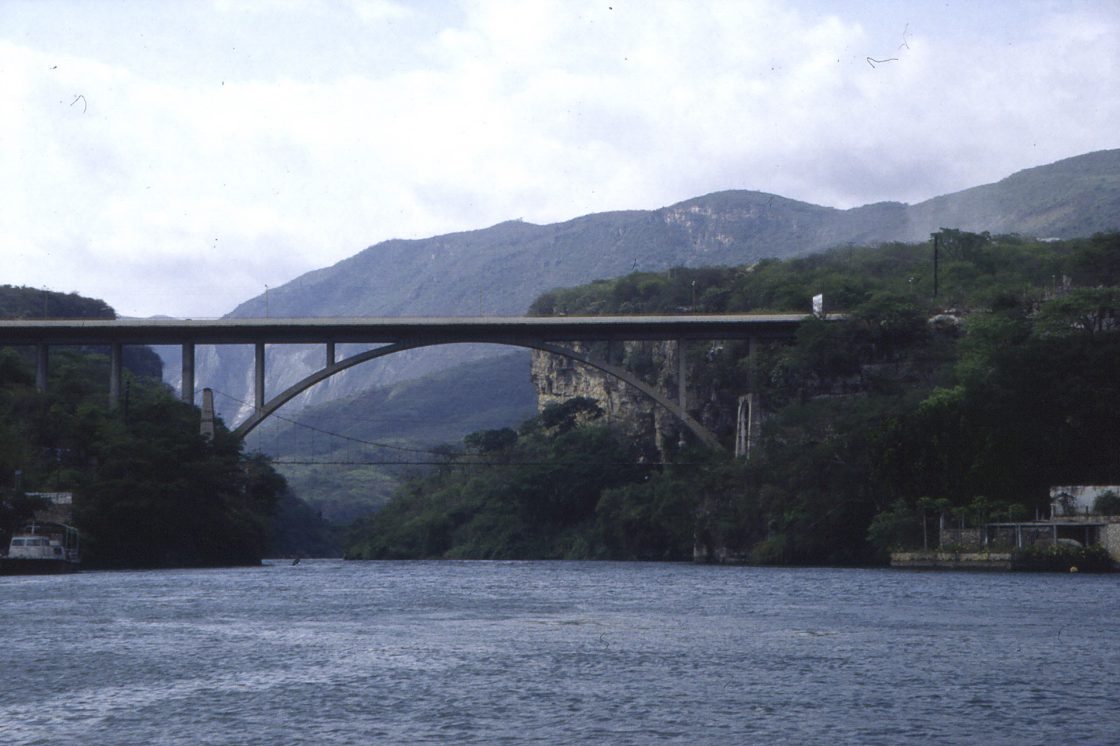 <span style="font-family: Verdana; font-size: 16px; color: ">Rio Grijalva</span>