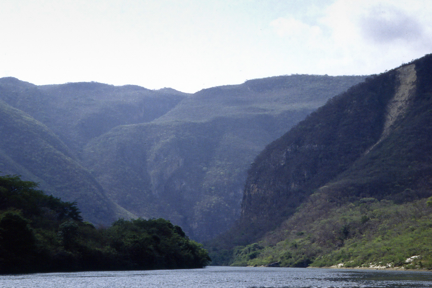 <span style="font-family: Verdana; font-size: 16px; color: ">Sumidero Canyon</span>