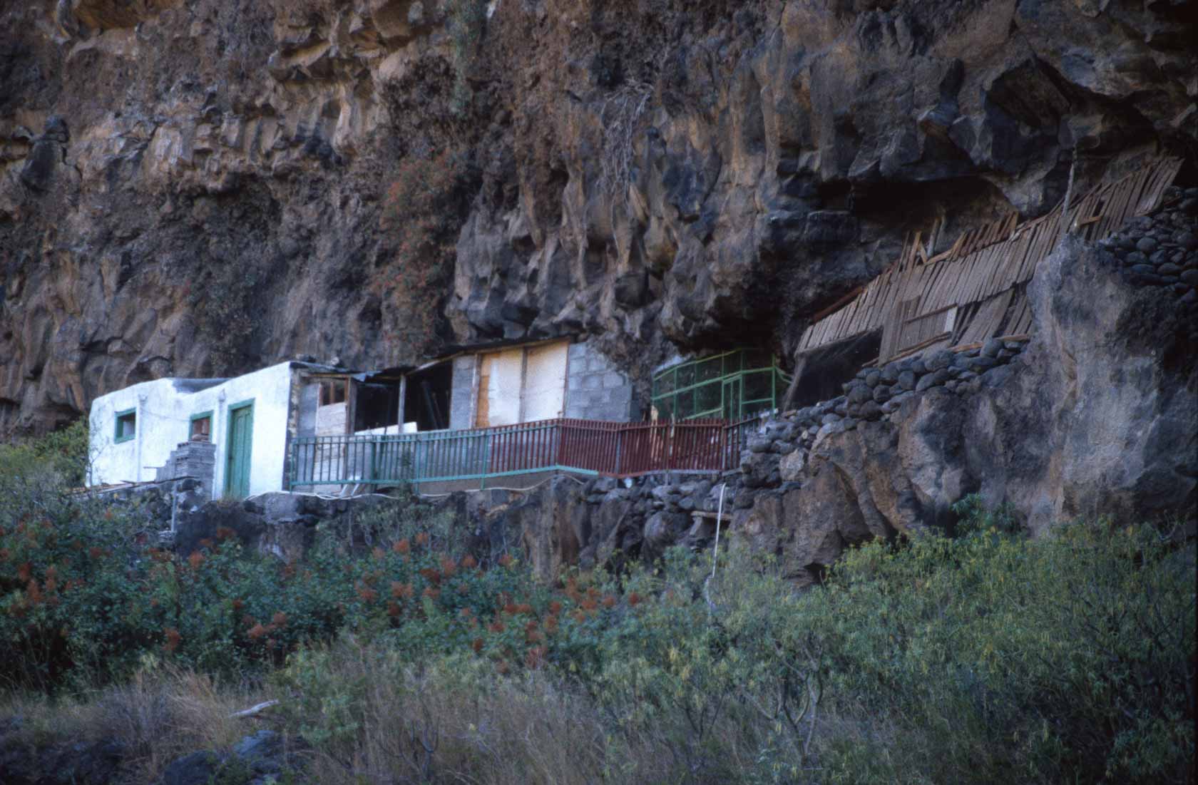 <span style="font-family: Verdana; font-size: 16px; color: #FFFFFF;">Caldera de taburiente</span>
